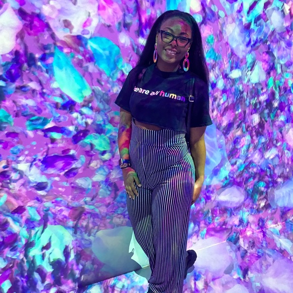 Meet your Posher, Jess - Picture 2 of 9